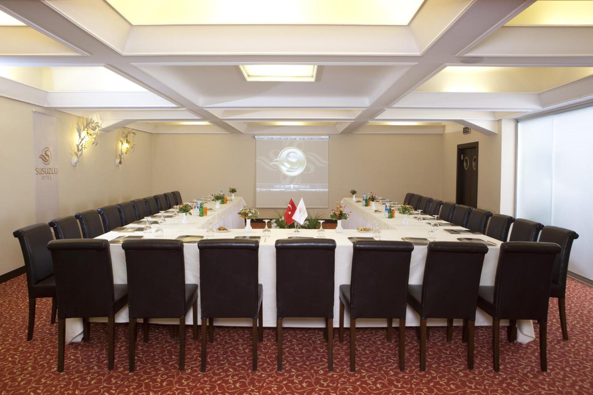 Susuzlu Atlantis Hotel İzmir Ngoại thất bức ảnh