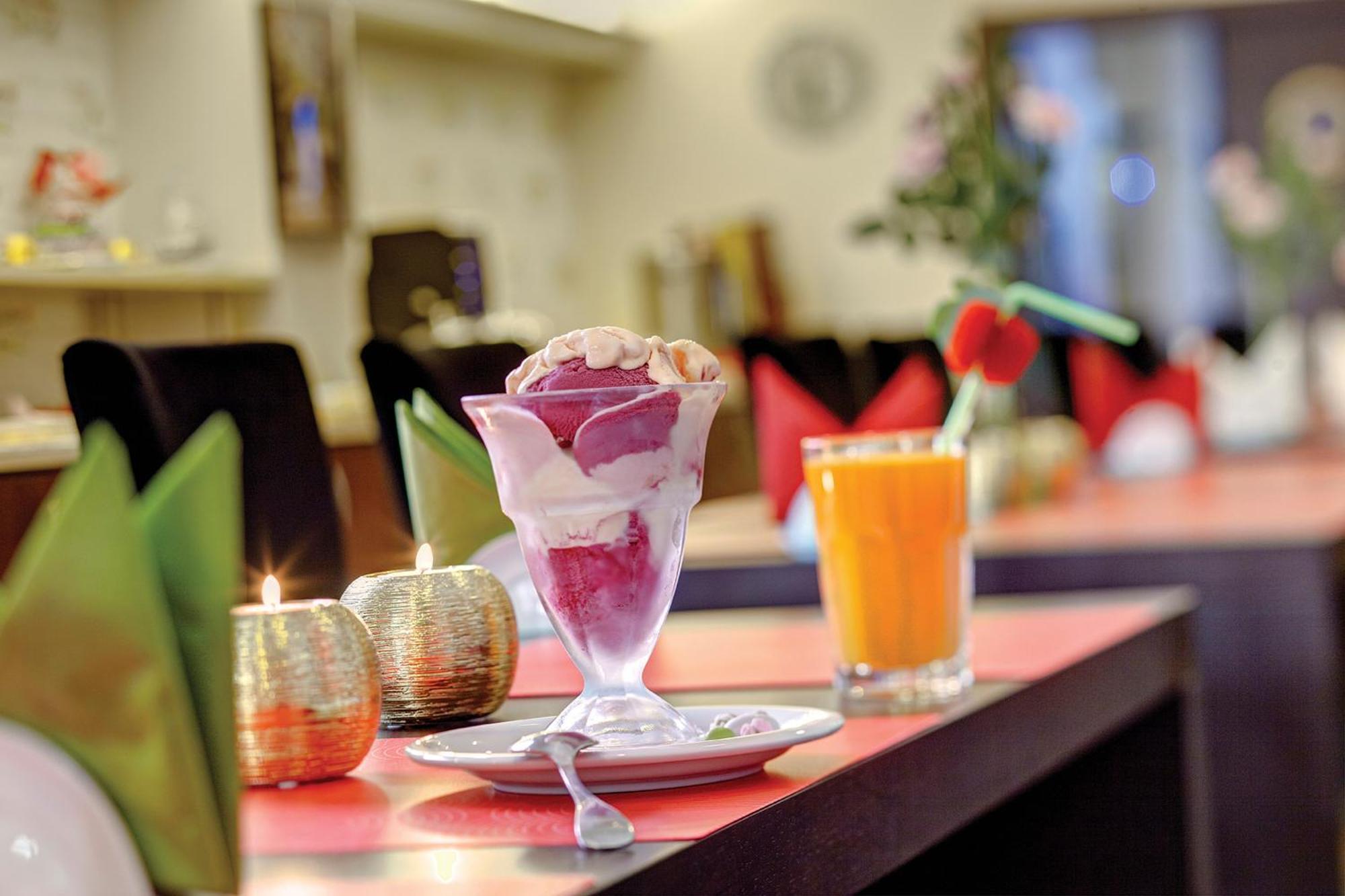 Susuzlu Atlantis Hotel İzmir Ngoại thất bức ảnh