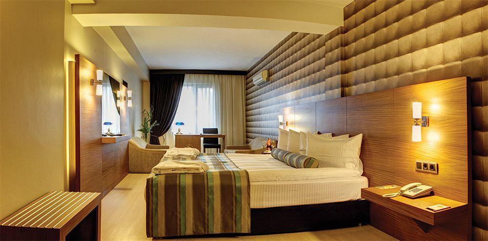 Susuzlu Atlantis Hotel İzmir Ngoại thất bức ảnh