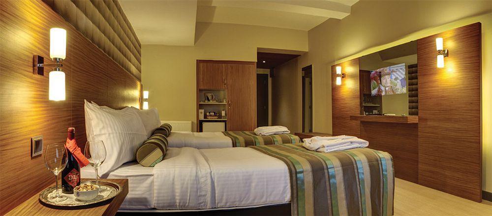 Susuzlu Atlantis Hotel İzmir Ngoại thất bức ảnh